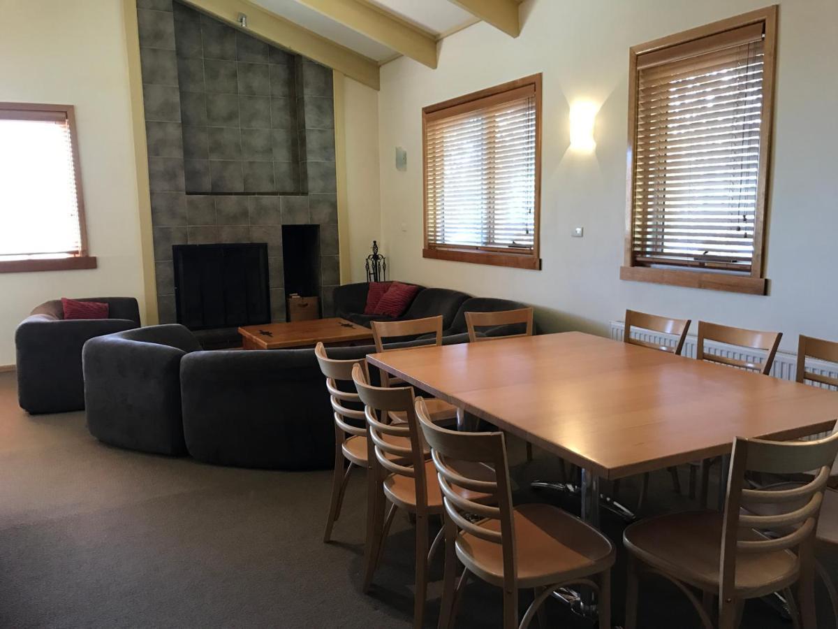 Cooroona Alpine Lodge Falls Creek Εξωτερικό φωτογραφία