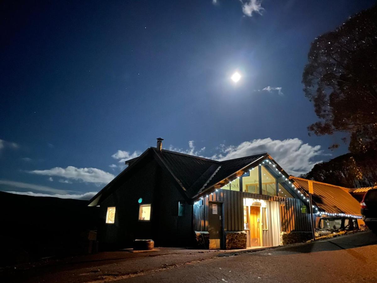 Cooroona Alpine Lodge Falls Creek Εξωτερικό φωτογραφία