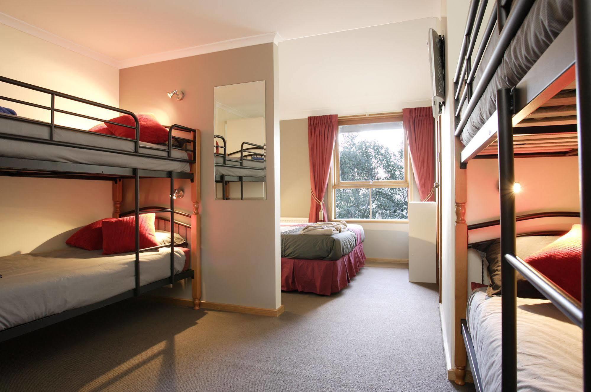 Cooroona Alpine Lodge Falls Creek Εξωτερικό φωτογραφία
