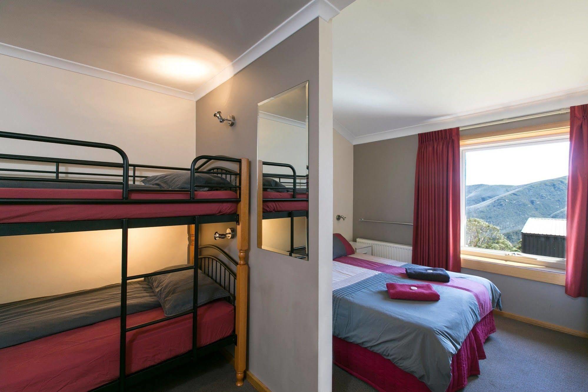 Cooroona Alpine Lodge Falls Creek Εξωτερικό φωτογραφία